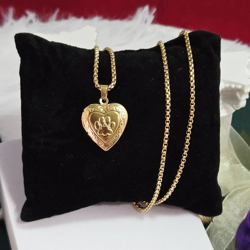Paw Print Heart Locket Necklace Pet Memorial 18K Gold Plated Stainless Steel